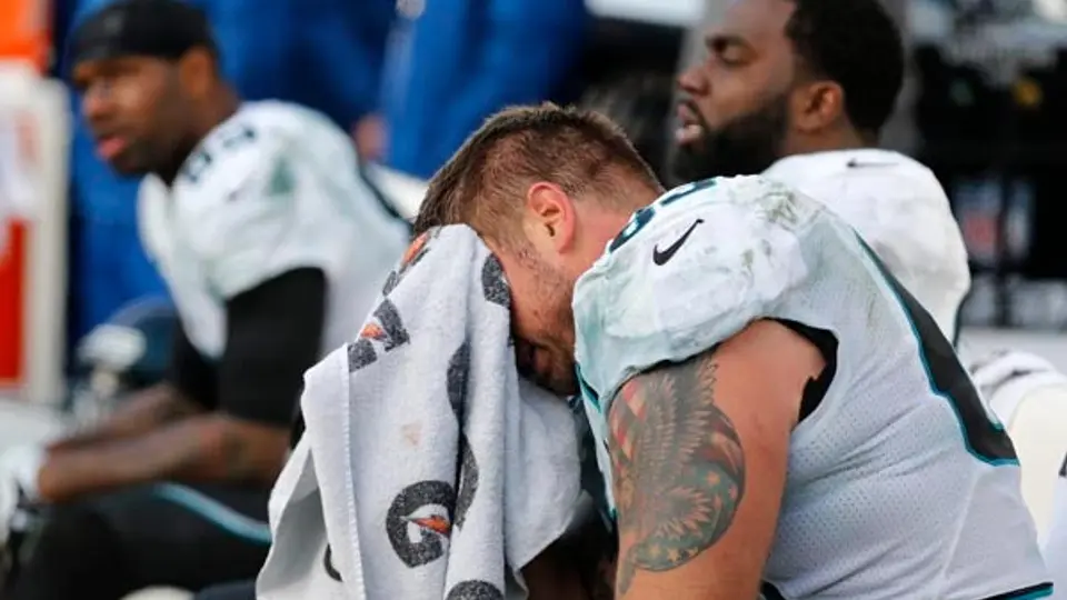 Jacksonville selló su peor temporada con otra derrota