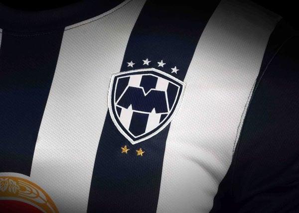 En el lado izquierdo del pecho estará incrustado el escudo de Rayados | CORTESÍA NIKE