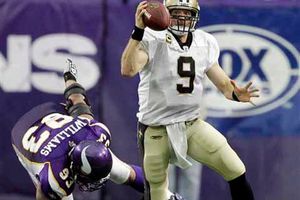 Brees guía el triunfo de Santos 42-20 ante Minnesota