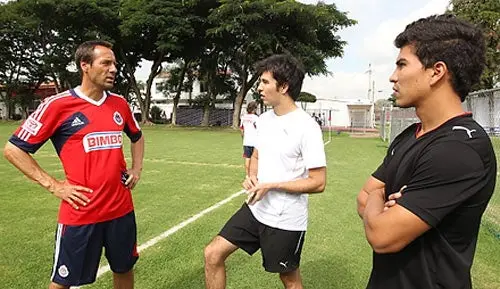 Águila invade territorio chiva'
