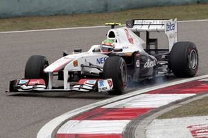 Sergio Pérez, decimoséptimo en P1