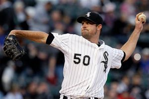 John Danks, permanecerá en Medias Blancas