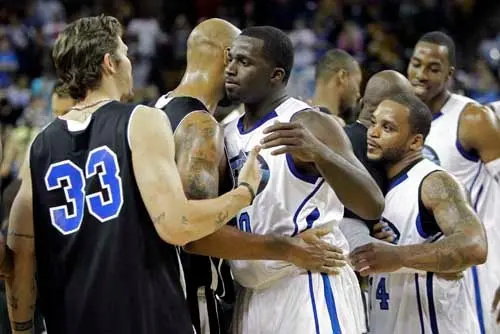 Jugadores rechazan nuevamente la oferta de la NBA