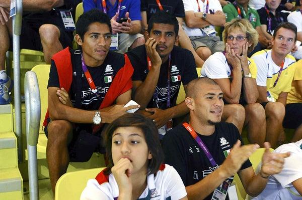 La clavadista Carolina Mendoza, Javier Aquino, Jorge Enriquez y Miguel Ponce en el centro acuático | MEXSPORT