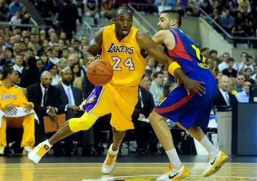 Regal Barcelona vence a los Lakers 92-88