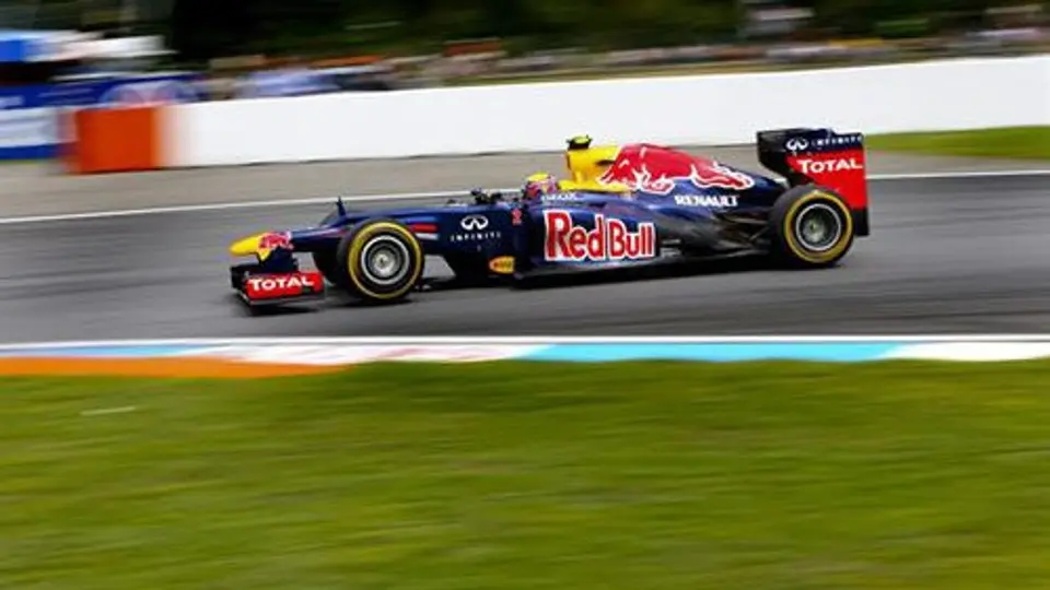Webber, penalizado con cinco puestos por cambiar la caja