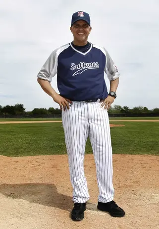 Lino Rivera busca un hitazo con Sultanes