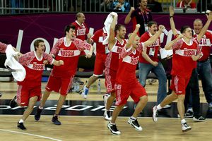 Rusia derrota por un punto a Brasil en basquetbol varonil