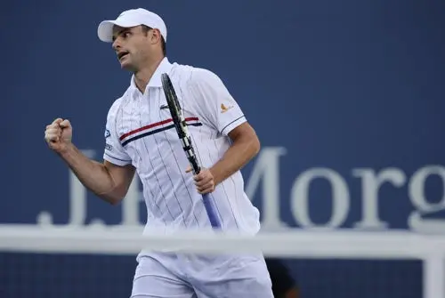 Roddick dice adiós a las canchas