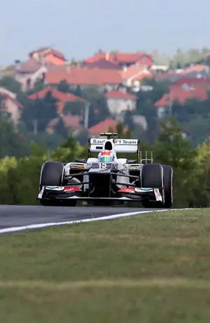 Checo Pérez finaliza 14º en Hungría