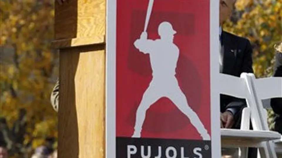 Pujols no quiere hablar aún sobre su futuro