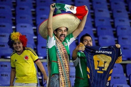 En las gradas se observan seguidores mexicanos. FOTO: AP