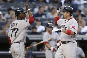 González produce tres en victoria de Boston