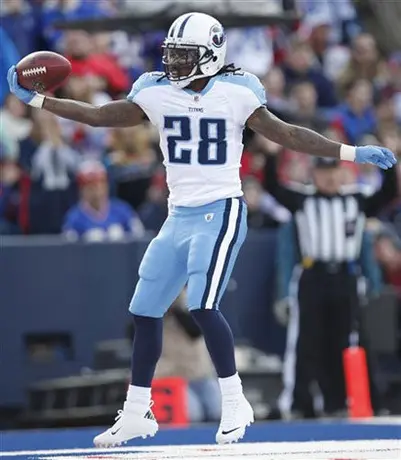 Titanes se imponen 23-17 a Bills