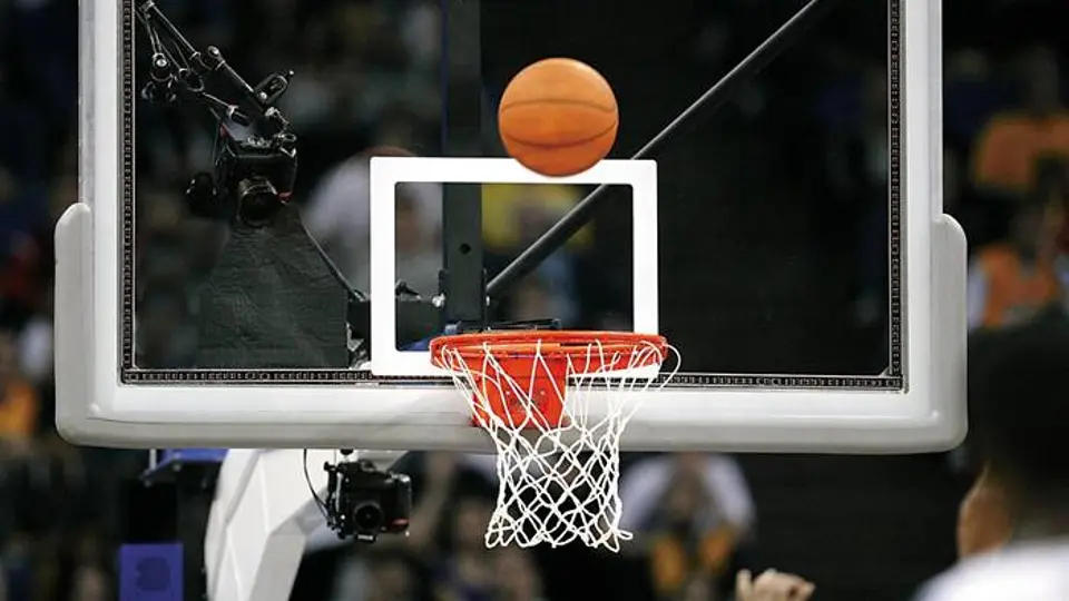 Vive la NBA en la duela