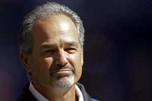 Chuck Pagano regresa al frente de los Potros
