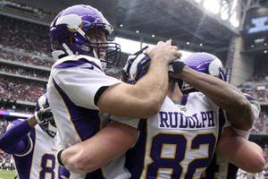 Vikingos mantienen esperanzas de clasificar a playoffs