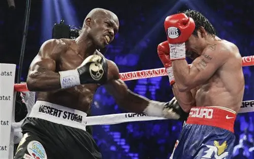 Descartan actos ilícitos en pelea Pacquiao-Bradley