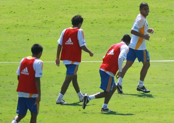En todo momento 'Salcita' se mostró optimista con los demás elementos del plantel. FOTO: JOEL BRAVO
