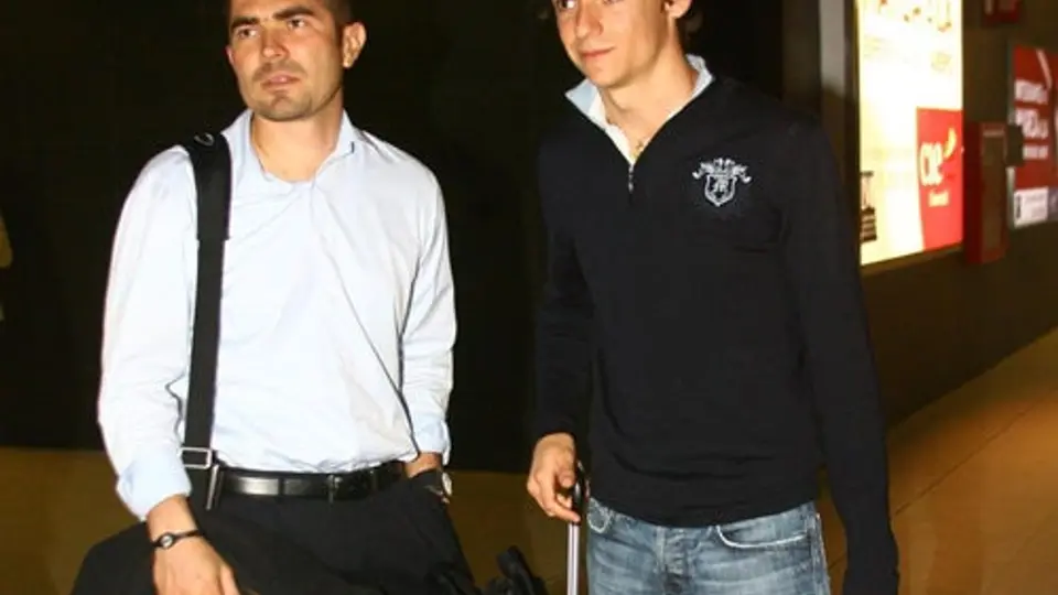 Esteban Gutiérrez llega satisfecho y enfocado a Monterrey