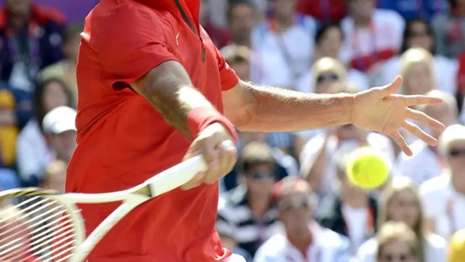 Matiene Federer cima del ranking ATP