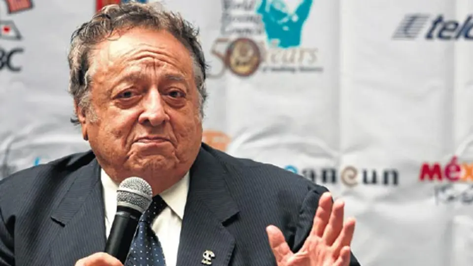 'Macho' Camacho tiene muerte cerebral, afirma CMB