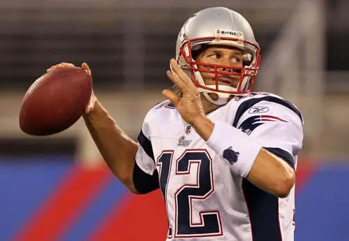 Brady no entrenó al parejo y sería duda para el juego ante Denver