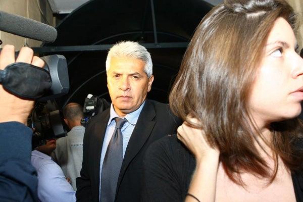 Diversos personajes se dieron cita para despedir los restos de Ignacio Flores (FOTO: ESTEBAN LÓPEZ)