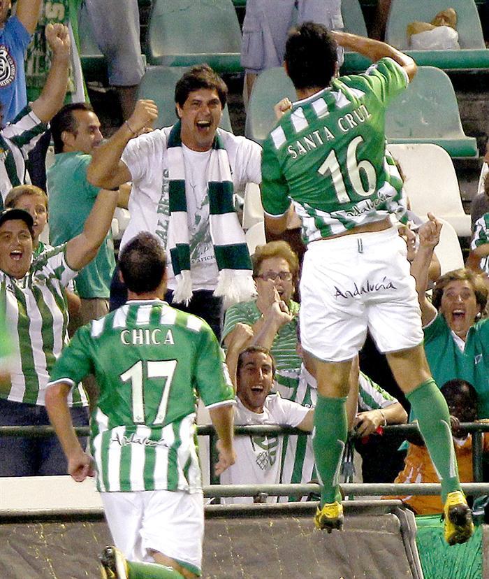 Betis el nuevo líder de la liga Española. FOTO: EFE
