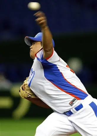 Dodgers negocian con pitcher sudcoreano