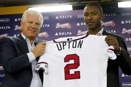 BJ Upton y Bravos llegan a un acuerdo