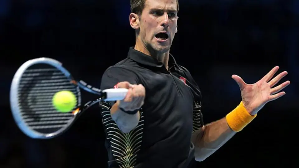 ?Djokovic se impone a Murray en el Masters de Londres  ?