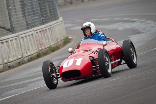 Durante la carrera de homenaje por el 50 aniversario del fallecimiento de Rodríguez. | CÉSAR VICUÑA