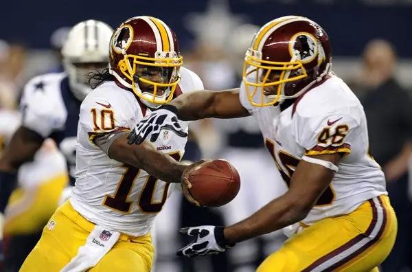 Griffin lanza 4 pases de TD nuevamente en triunfo de Washington