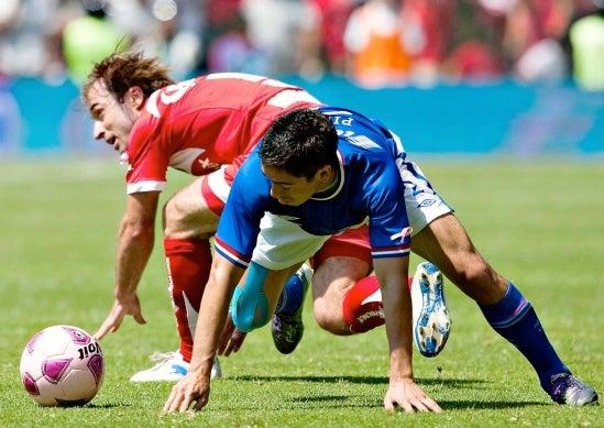 Toluca y Cruz Azul aburren en la J11