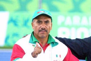 Máximo de Jesús gana oro en lanzamiento de jabalina