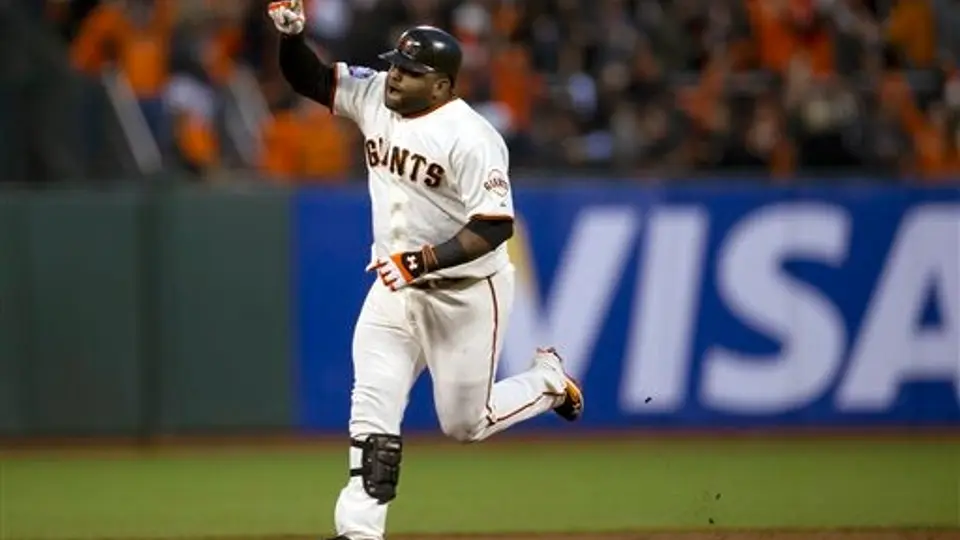 Gigantes se queda con el primero de la Serie Mundial