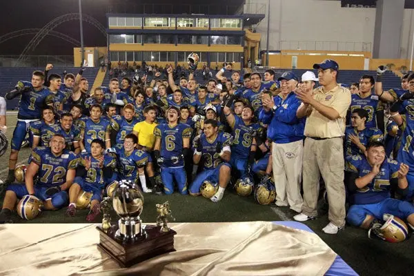 UANL juvenil cierra con broche de oro