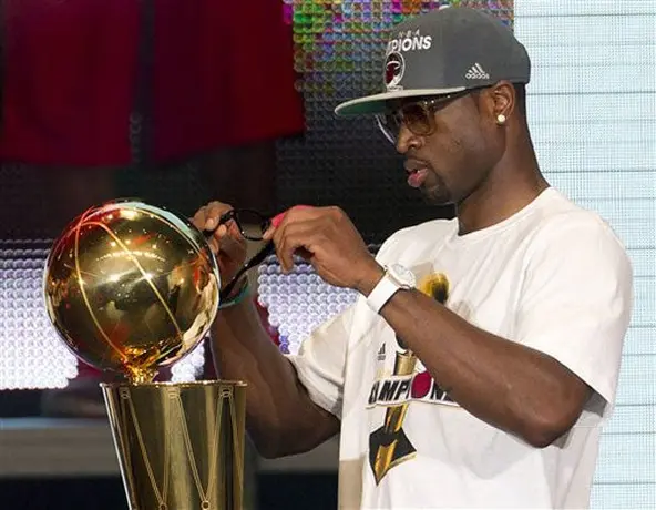 Dwyane Wade cerca de quedar fuera de JO