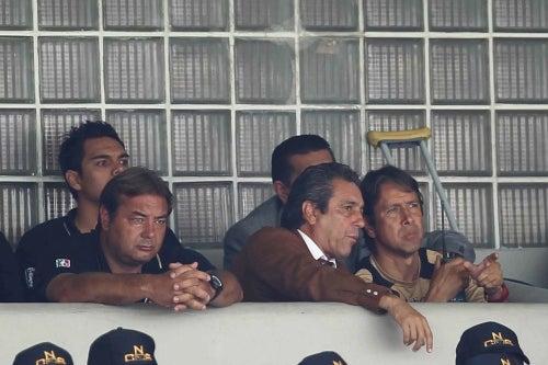 Tomás Boy tuvo que ver el partido desde el palco (FOTO: BERNARDO MALDONADO)