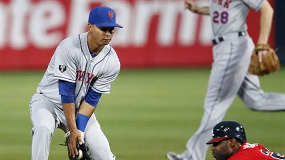 Mets caen ante Bravos