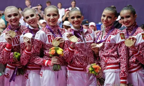 Rusia arrasa en gimasia rítmica por cuarta ocasión