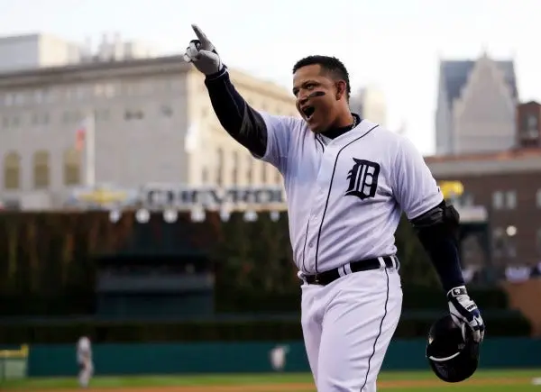 Tigres barren 4-0 a Yanquis y van a la Serie Mundial