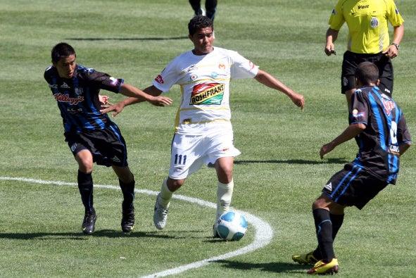 Alexis Mendiola surgió en las fuerzas básicas del Morelia. (FOTO: MEXSPORT)