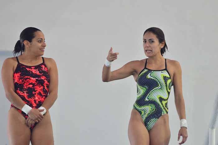 Paola y Tatiana durante su entrenamiento. FOTO: ULISES BRAVO