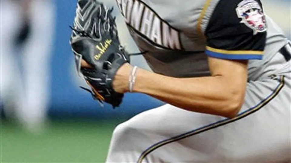 Rangers negocian con el lanzador japonés Yu Darvish