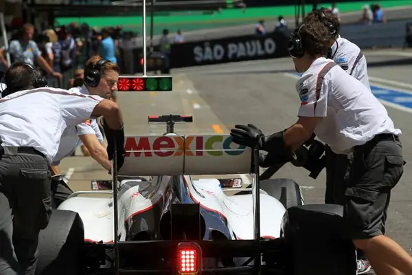 Checo, 13 en P3 de Interlagos