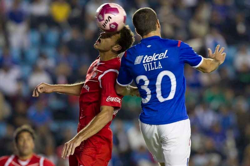Los celestes deben ganar los próximos dos partidos para alcanzar Liguilla. FOTO: CÉSAR VICUÑA