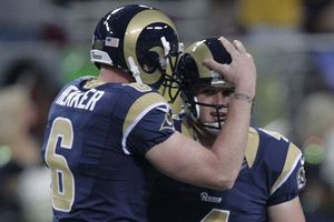 Carneros vencen a Seattle con 4 goles de campo