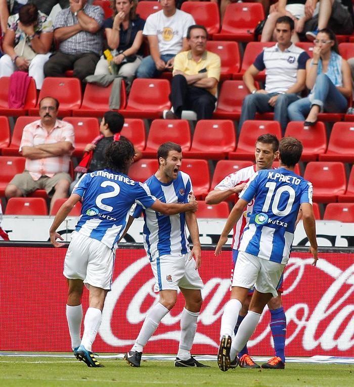 Agirretxe anotó los goles de los